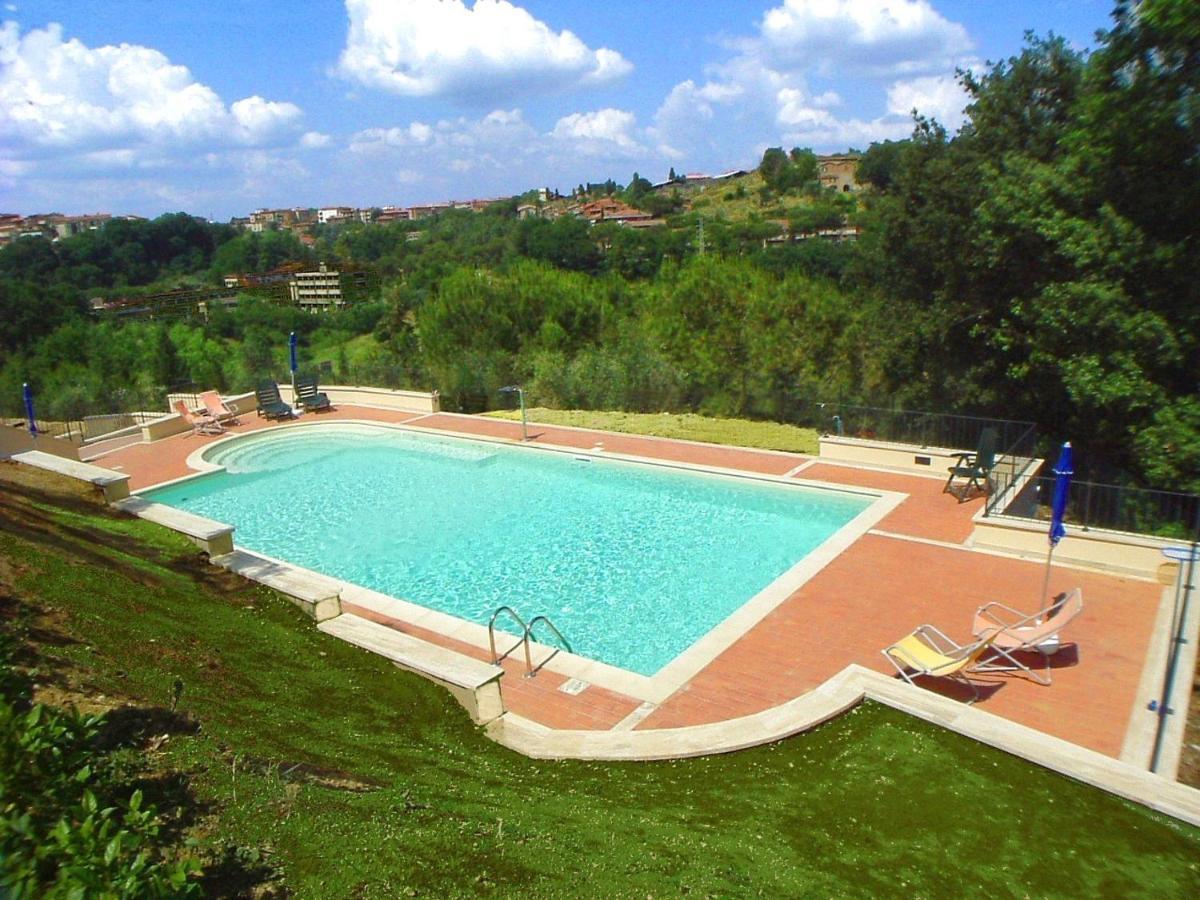 Residence Le Meridiane Siena Bagian luar foto