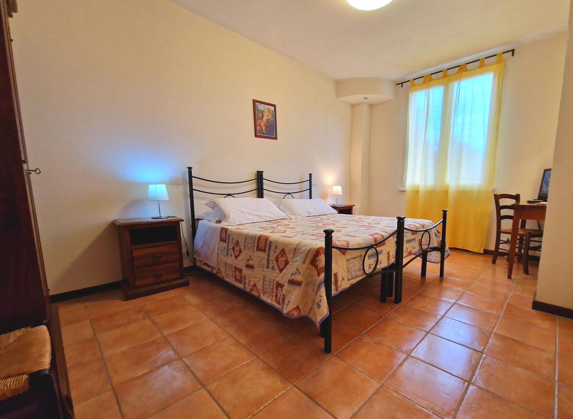Residence Le Meridiane Siena Bagian luar foto