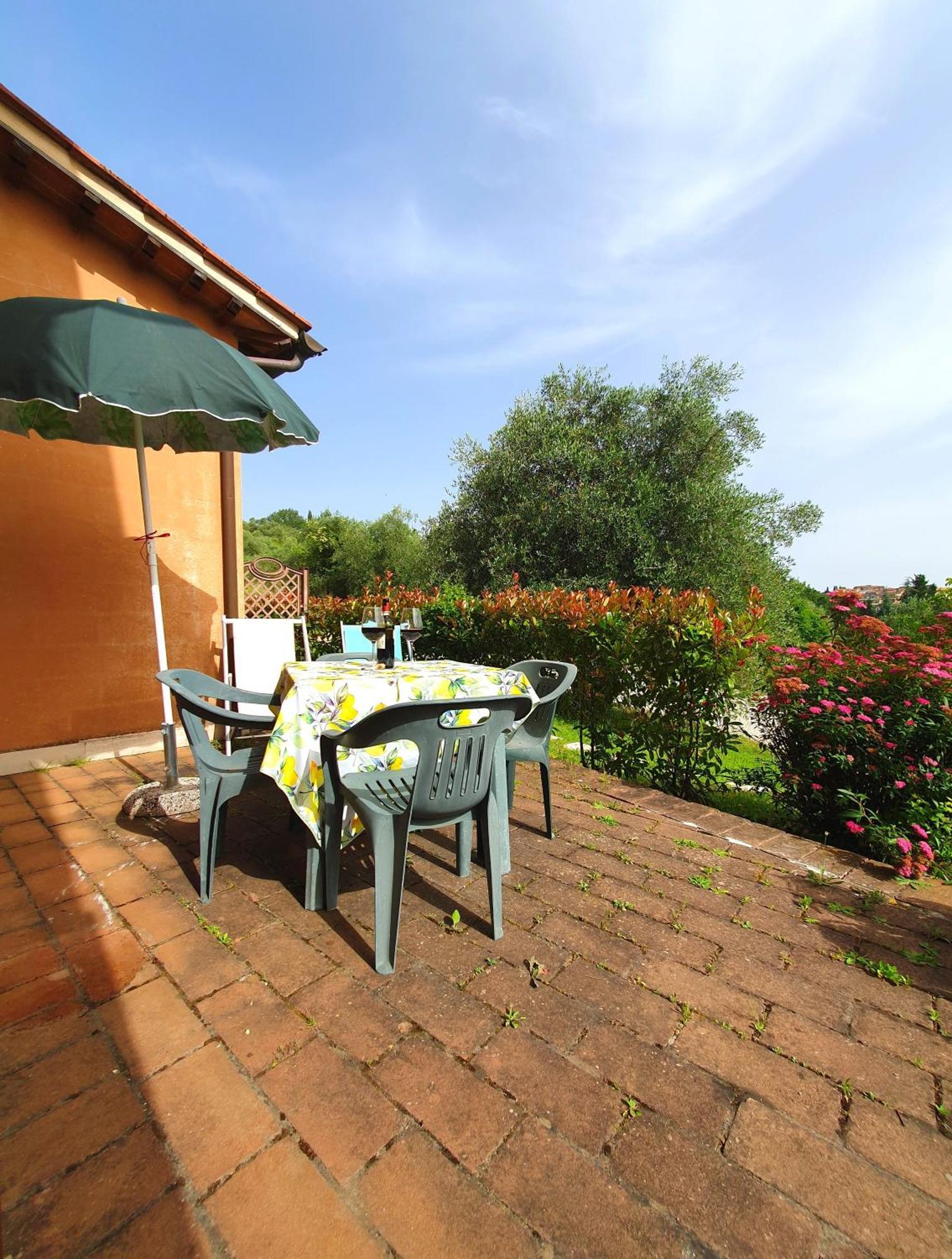 Residence Le Meridiane Siena Bagian luar foto