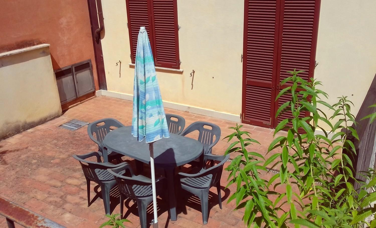 Residence Le Meridiane Siena Bagian luar foto
